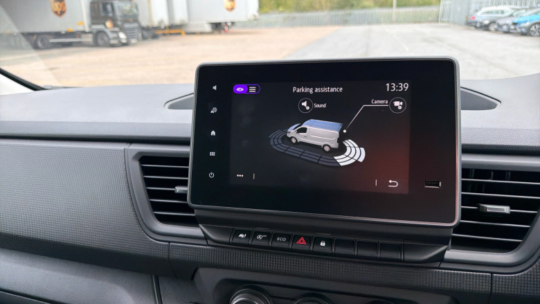 Renault Trafic Swb Diesel SL30 Blue dCi 130 Advance [Safety] Van